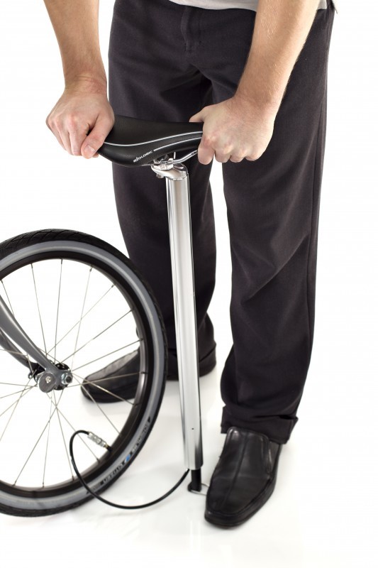 BIOLOGIC Post Pump - pumpa v sedlovce pro skládací kola