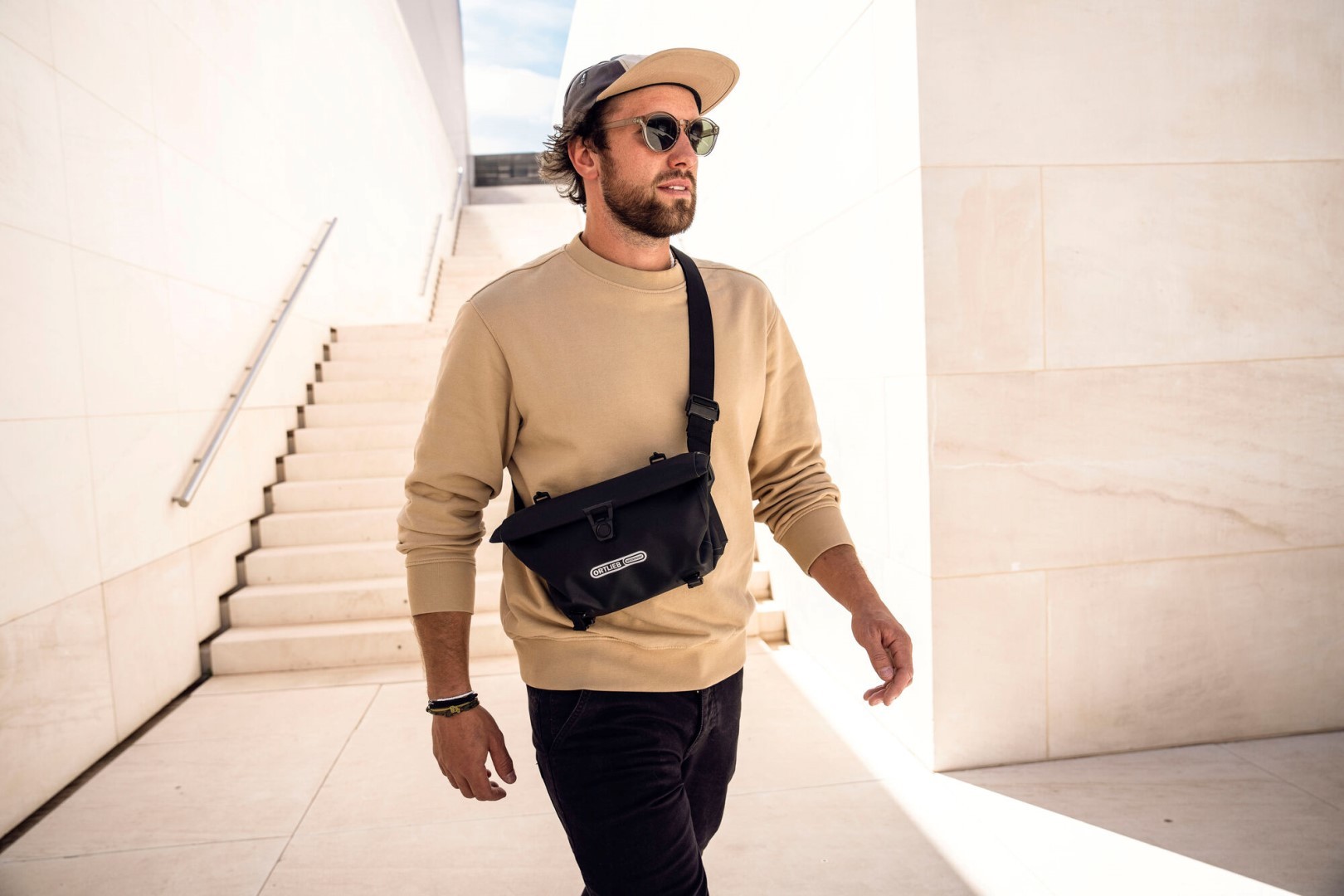 ORTLIEB Velo-Sling - vodotěsná ledvinka a řídítková brašnička v jednom