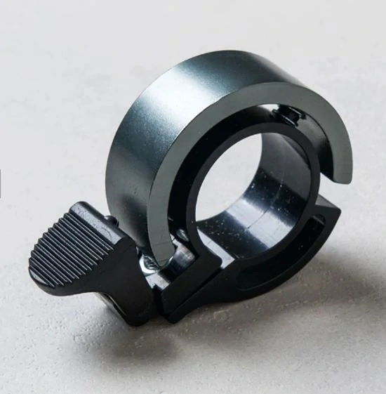 Elegantní mechanický zvonek na kolo