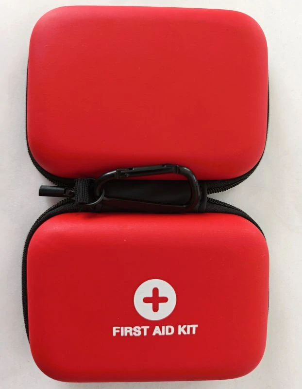Lehké pouzdro pro malou cestovní lékárničku