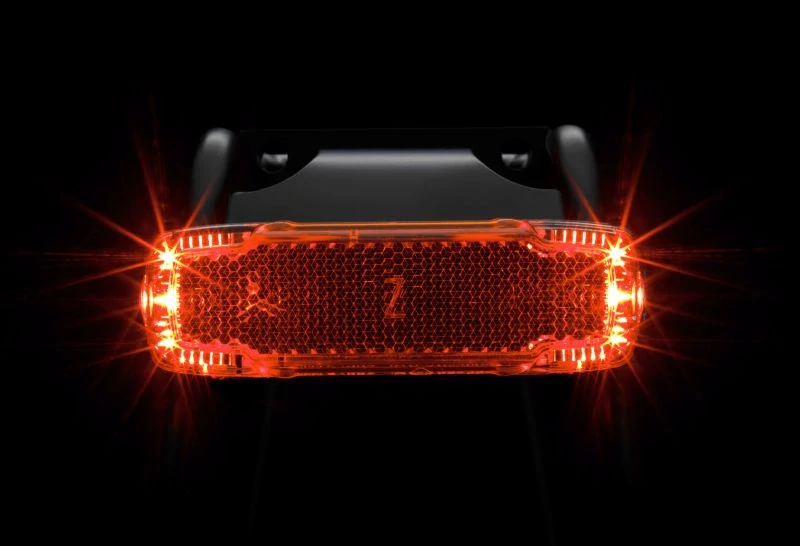 BUMM Toplight 2C - zadní dynamové světlo
