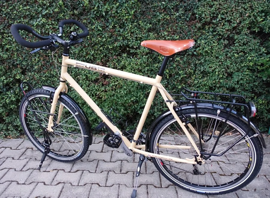 BROOKS B17 - kožené sedlo