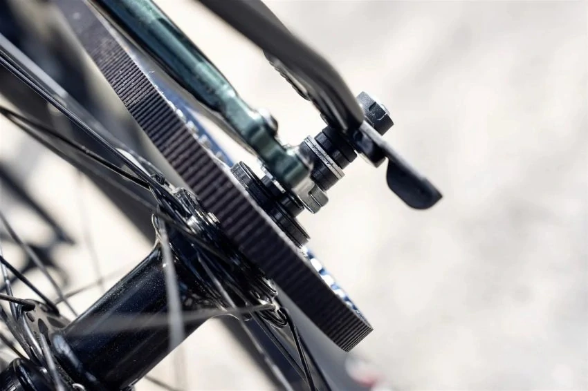 ORTLIEB Thru Axle M6-Connector - pevná osa pro připojení nosiče