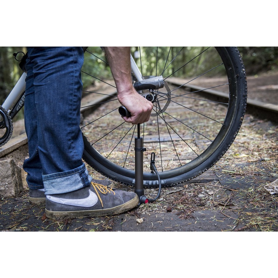 BLACKBURN Mammoth Flip - cyklistická pumpička