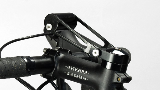 MINOURA CS-500 - držák příslušenství na představec