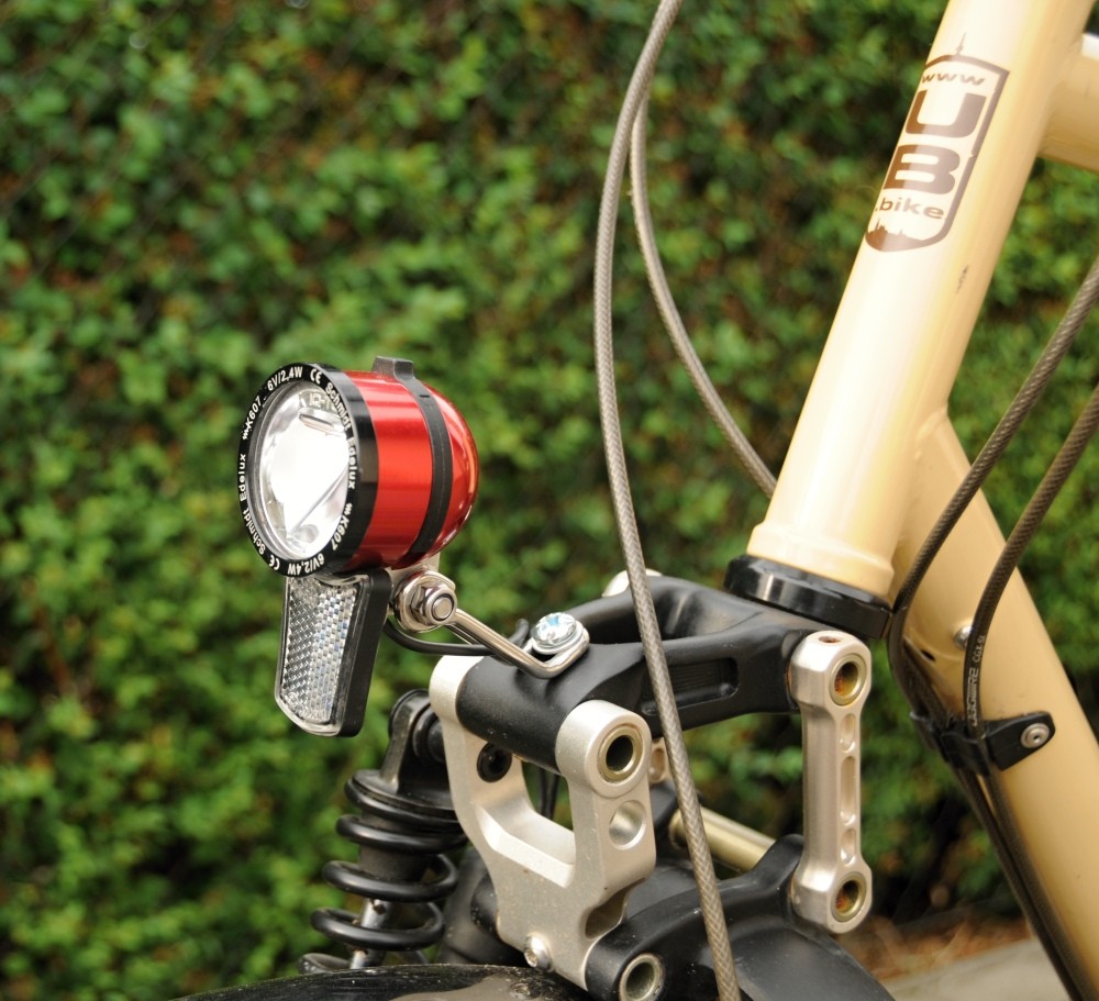 SON EDELUX II - přední dynamové světlo