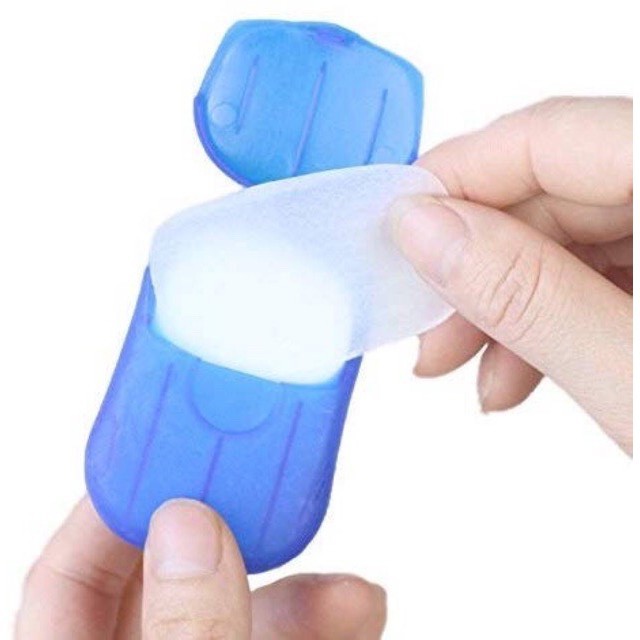 Ultralehké mýdlové lístky na cesty v pouzdru