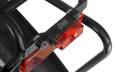 SON - zadní dynamové světlo