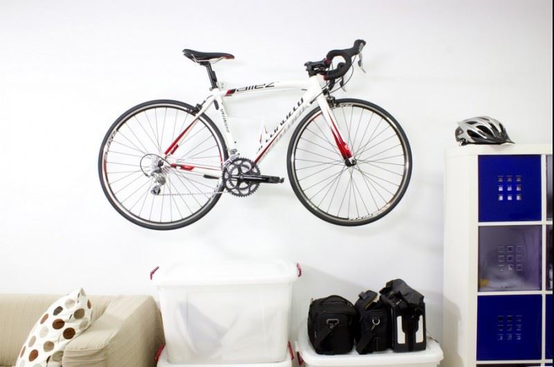 TERN Perch - držák kola na zeď