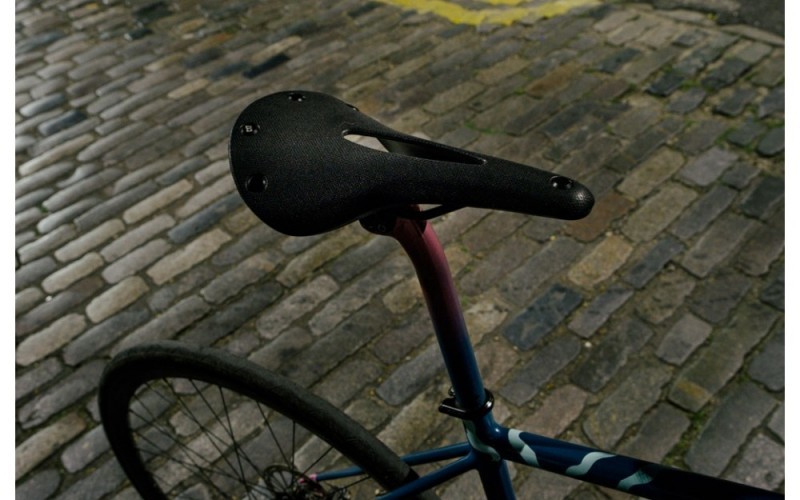BROOKS C17 Cambium All Weather Carved - sedlo z přírodního kaučuku
