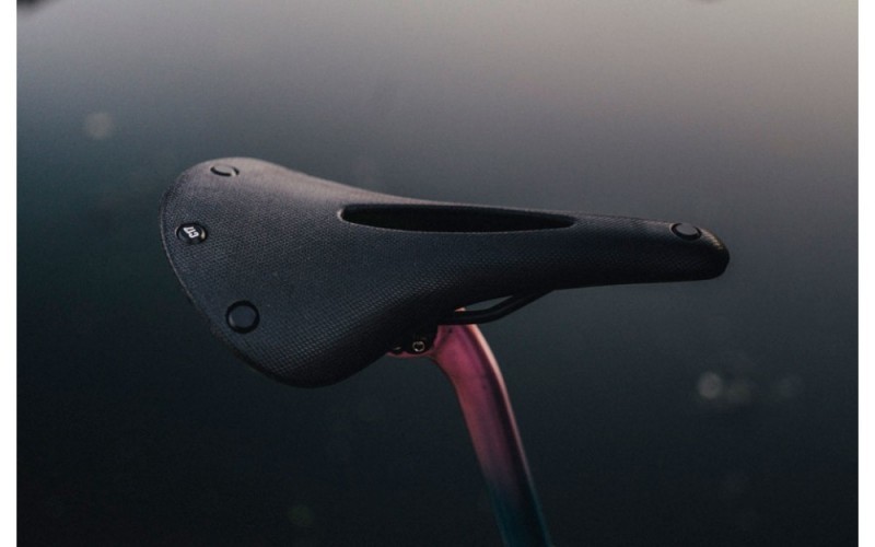 BROOKS C17 Cambium All Weather Carved - sedlo z přírodního kaučuku